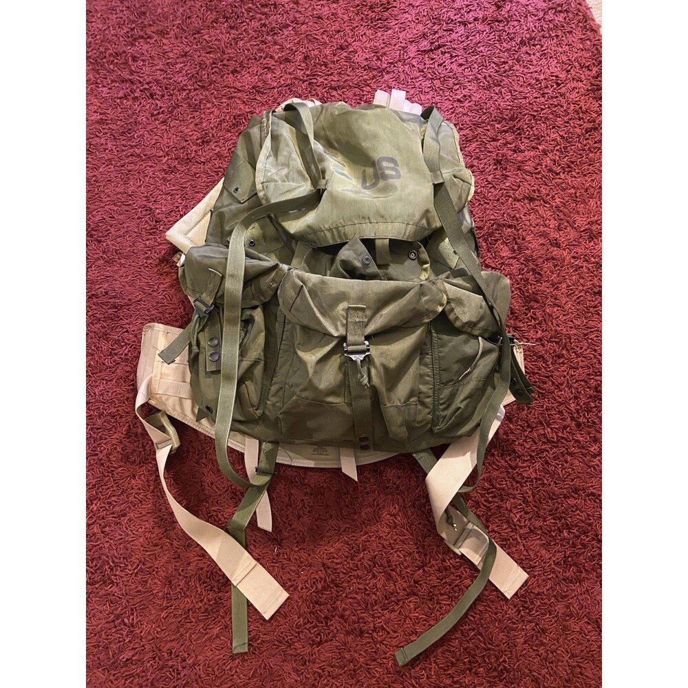 USGI Army Military Field Pack Combat Molle Backpack Hiking Camp Camo Rucksack - Picture 2 of 16